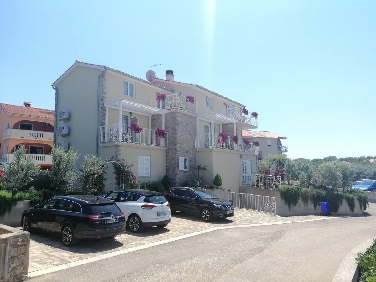 Guesthouse Olei Malinska Exterior foto